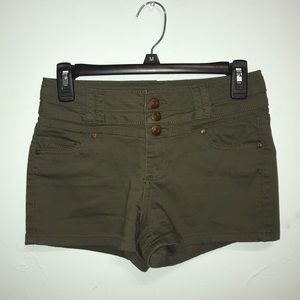 stretchy shorts! high waisted
